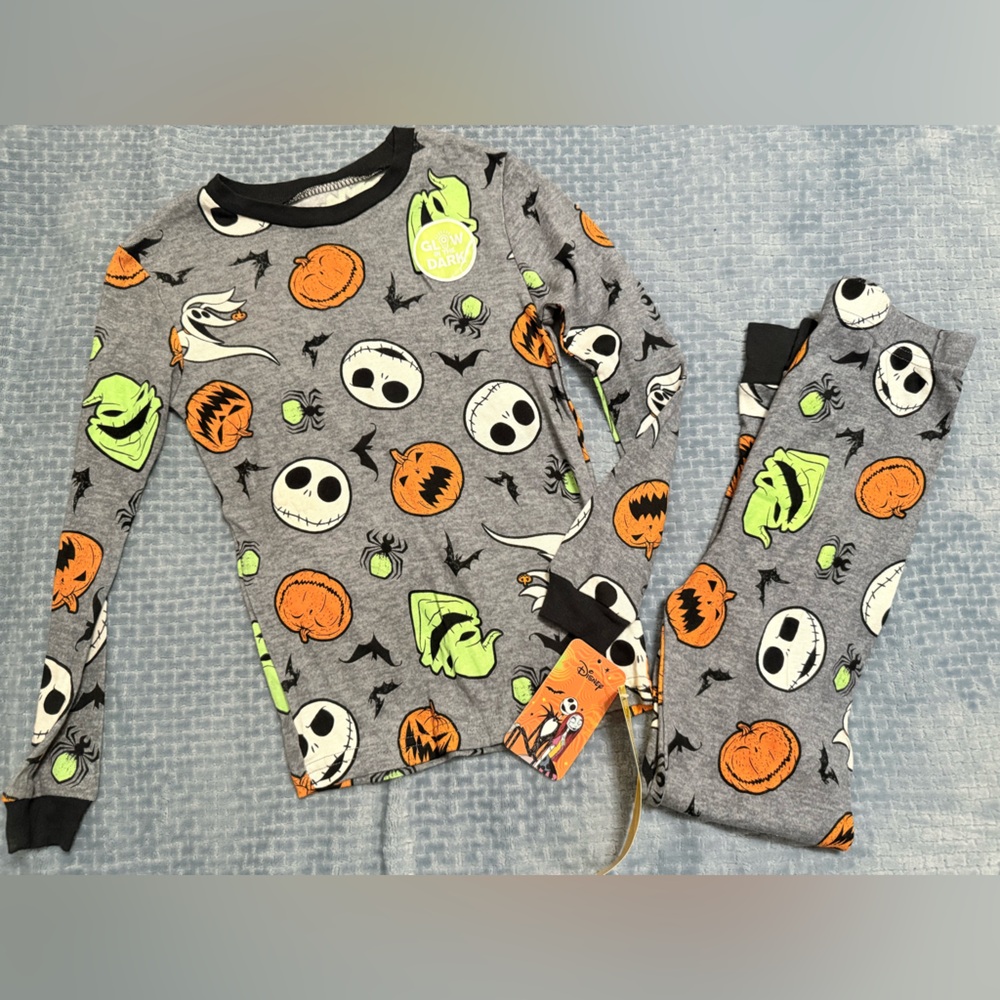 Nightmare before Christmas Halloween kids Pajama Set size 8 NWT